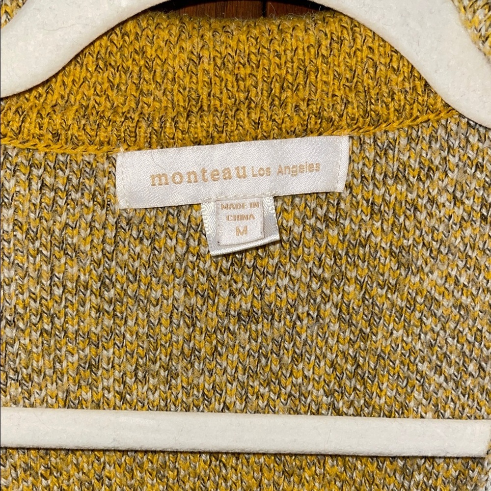 Monteau Mustard and Gray Knit Plaid Sweater Vest Size Medium - Picture 2 of 5